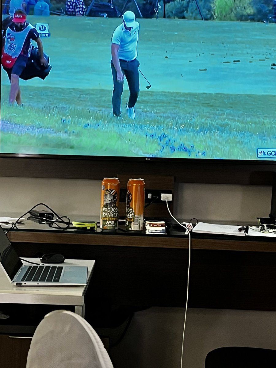 SalesPig's tweet photo. Sometimes the road just rewards us…Beers, Zyn, Golf, Asphyxiation, John Denver, Jim Croce, Powder, Salesforce, Q1 end, Plastic bags, logging calls, smelling salts, jock straps, heavy bench press, McNuggets, truffle fries, Whisky, huge shoulder day, steroids. #sales @ClubProGuy https://t.co/hfT2oVLsdt