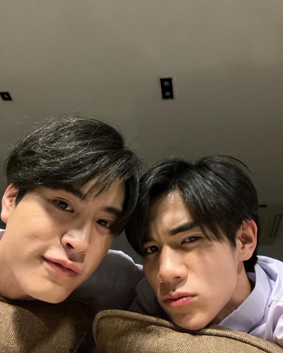 crushon9x's tweet photo. น้องโฟร์ท : แฮร่ ติณกันต์ มาแล้วจ่ะ 

หล่อกันสุดสุด คิดถึงตะโกนม้ากๆๆๆๆๆๆ รอติณกันต์มาโลดแล่นแน้ววว 😭🤏🏻
#OurSkyyxMySchoolPresident https://t.co/AAxfHo1WAp