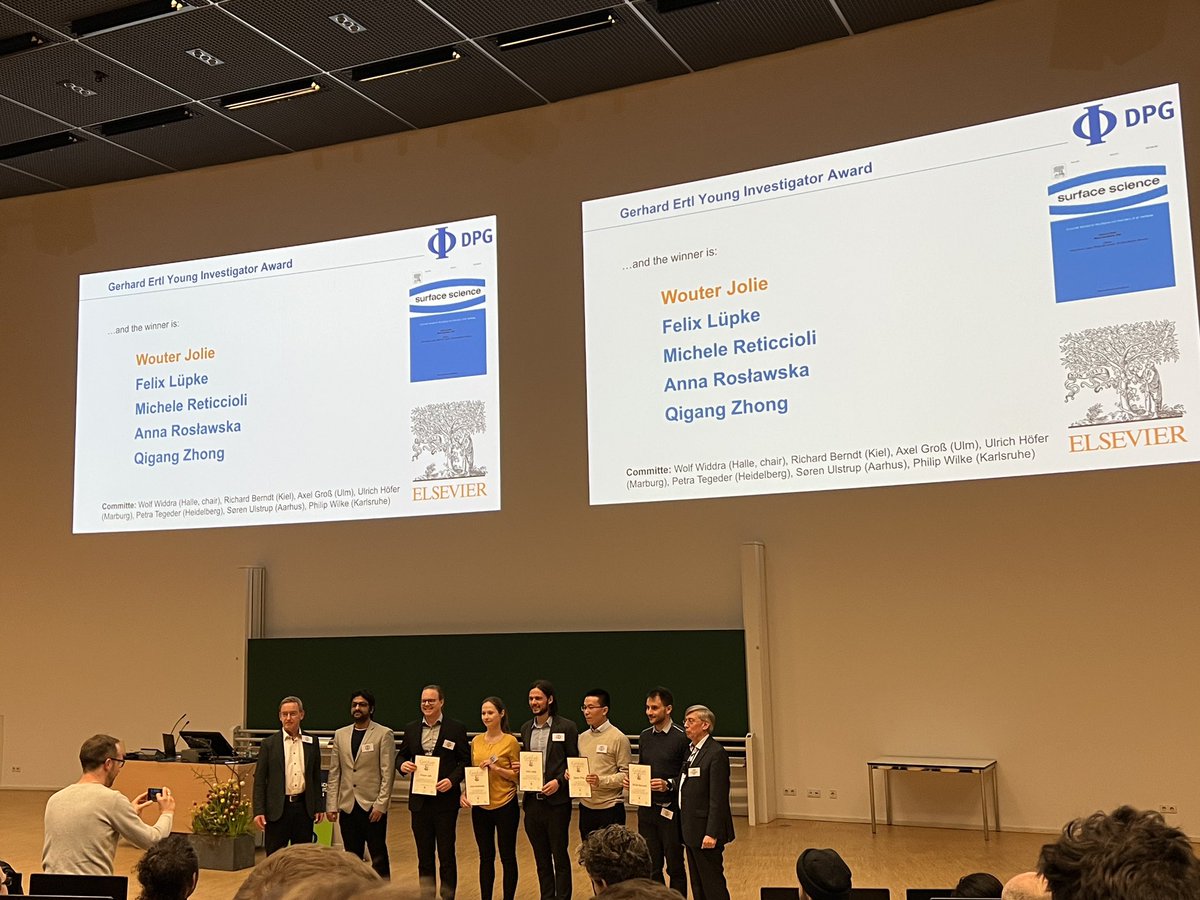 Although I am not the winner of the prestigious Gerhard Ertl Young Investigator Award #dpg2023, I feel proud of myself for bravely standing up to the competition! A good experience. Thank you, all the audiences, my supervisors and friends!