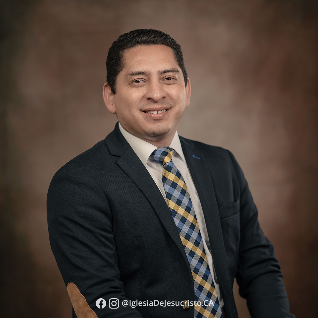 Iglesiajesuc_CA's tweet photo. Hugo O. Panameño de San Salvador, El Salvador fue sostenido #Setenta de Área en la Sesión de Liderazgo de la #ConferenciaGeneral de abril de 2023. Ve la lista en este enlace https://t.co/yCzfQtQSJT
#ConferenciaGeneral #Noticias #IglesiadeJesucristo https://t.co/3F63DXThZf