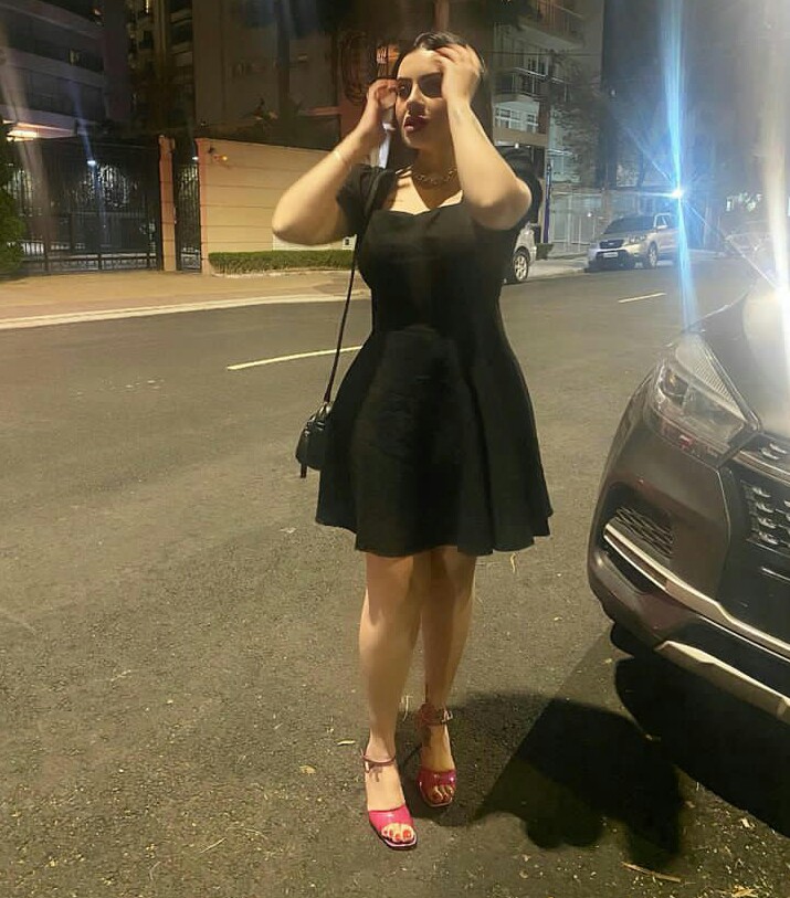 queenofficial55's tweet photo. I need my feet rubbed and my pussy eaten.
#Valentina  #actress https://t.co/2siVCkt424