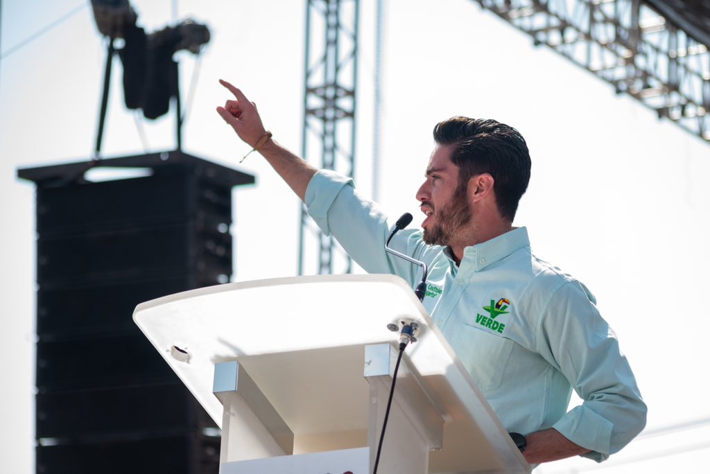 pepecouttolenc's tweet photo. 👏🏼 ¡Listos, emocionados y puestos! 💪🏼 A días de arrancar por fin una campaña histórica que terminará con 100 años del PRI https://t.co/7ajdGLgSAj