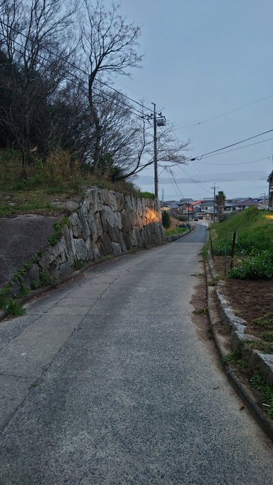 小豆島振り返り④-鹿島明神社-重岩から移動中に見つけた1期OPの坂♪そしてすっかり日が落ちた後の鹿島明神#高木さんめ #