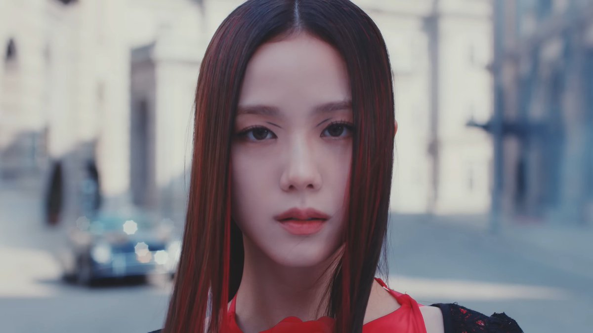 UpdateKGirls's tweet photo. 🚨É ELA. Após anos de espera, JISOO, do BLACKPINK, finalmente ganha seu debut solo com o hit "FLOWER" e a b-side "All Eyes On Me". O que acharam?

Assista: https://t.co/gEulgTh9XO https://t.co/UcO2hISHEE