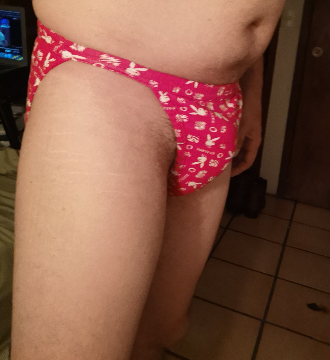 Porque playboy siempre pone más horny???