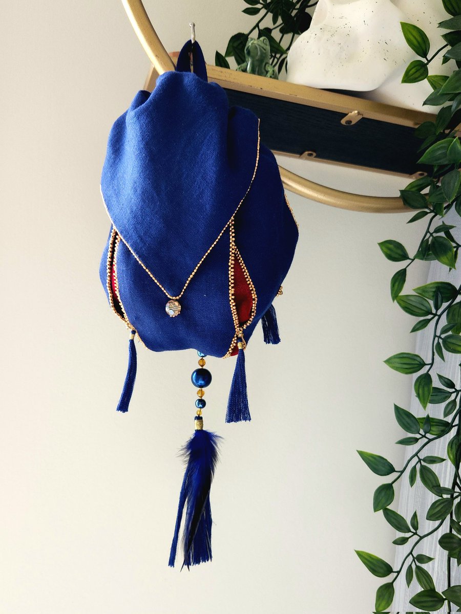 goodhunterdsign's tweet image. I have a sample dice/trinket drawstring bag for sale at a special price! Handbeaded on linen fabric with handmade tassels. $180AUD +postage
