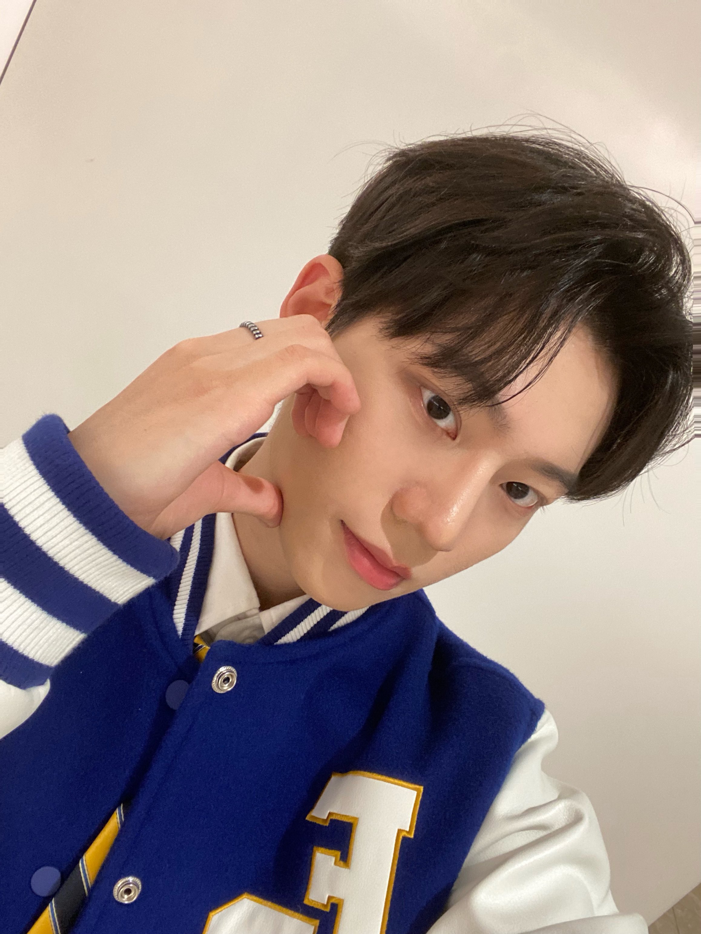 印象のデザイン FANTASY BOYS_JP  X: on K-POP・アジア