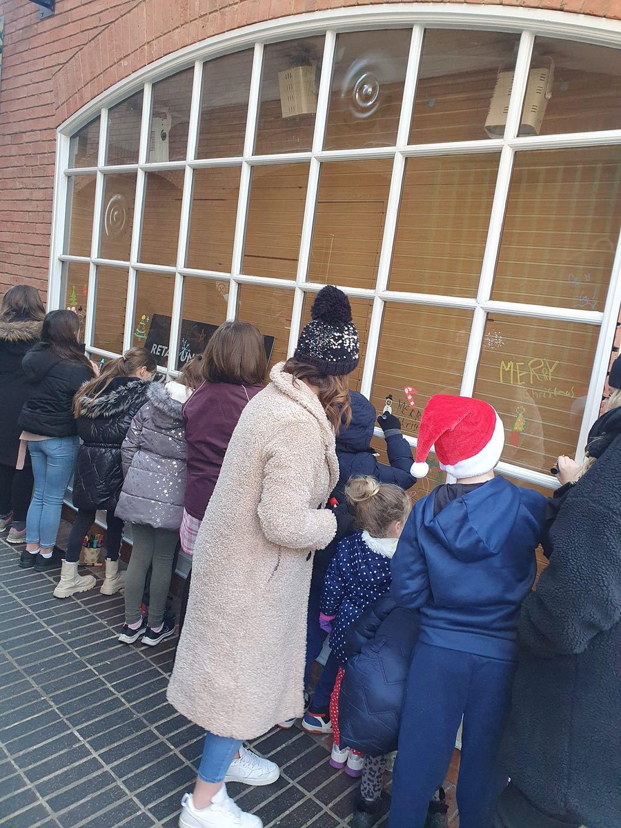 MeltonBid's tweet image. We loved creating these Christmas windows with Inviting Writing last year! And we’re back in the Bell Centre again tomorrow 12-3pm for more Easter doodling fun! 🐣 🐰Come &amp;amp; join us as we create another fantastic window display @meltontimes #melton #easterwindow #familyfun