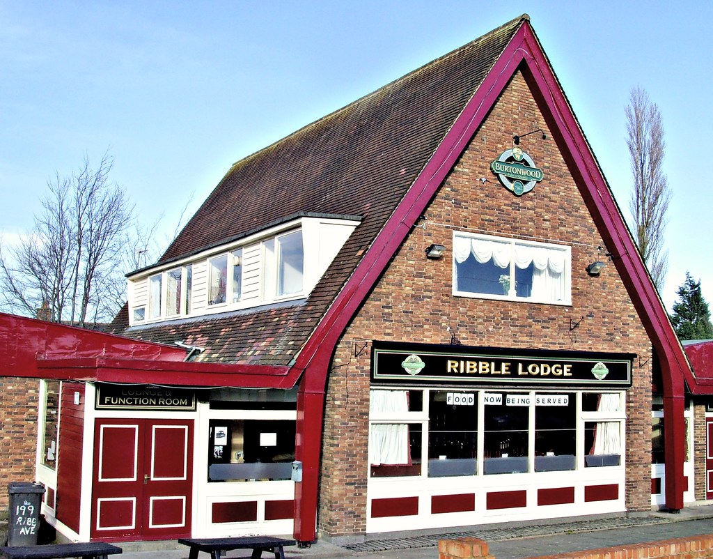 abeerinpreston's tweet photo. For any Blackpool fans visiting Preston tomorrow, check out the following for great ale and a hearty welcome....
The Ribble Lodge (PR2 6RD)
The Gammul (PR2 6RL)
The Old England (PR1 5EE)
The Boars Head (PR3 5DR)
#Blackpoolfc #utmp #lashers #bfc https://t.co/mcN2QIzzel