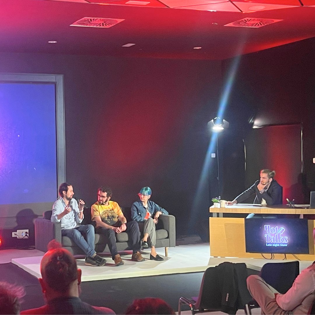 BracelitEs's tweet photo. ⚡¡ Ayer tuvimos la suerte de asistir a las #hotTalks de @caleido_madrid !
Fue muy interesante charlar sobre la industria de la fiesta junto con @wegowES
Muchas gracias @recadoscarmen por invitarnos a este gran evento
#Bracelit #wegow #HotTalks #caleido #madrid https://t.co/2PL1qqQBJu