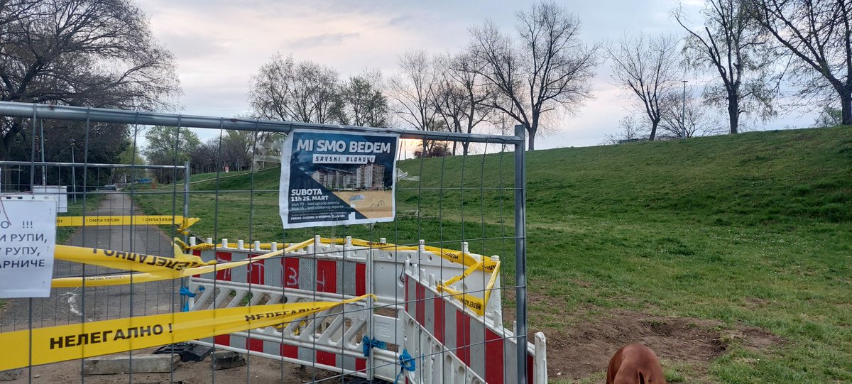 zdravkojankovic's tweet photo. Petak. Kraj marta. blok45. #BorbaTraje #NeDamoNasip #MiSmoBedem https://t.co/n7BOgPJjlf