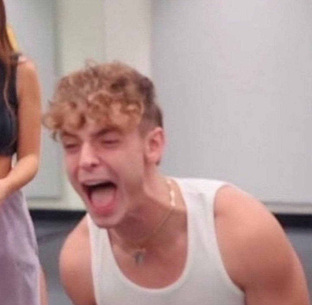 itsfaabricio's tweet photo. 20. Favorite Meme!
#31DaysWithJosh 😂🗣️ https://t.co/5iA9X71SCv