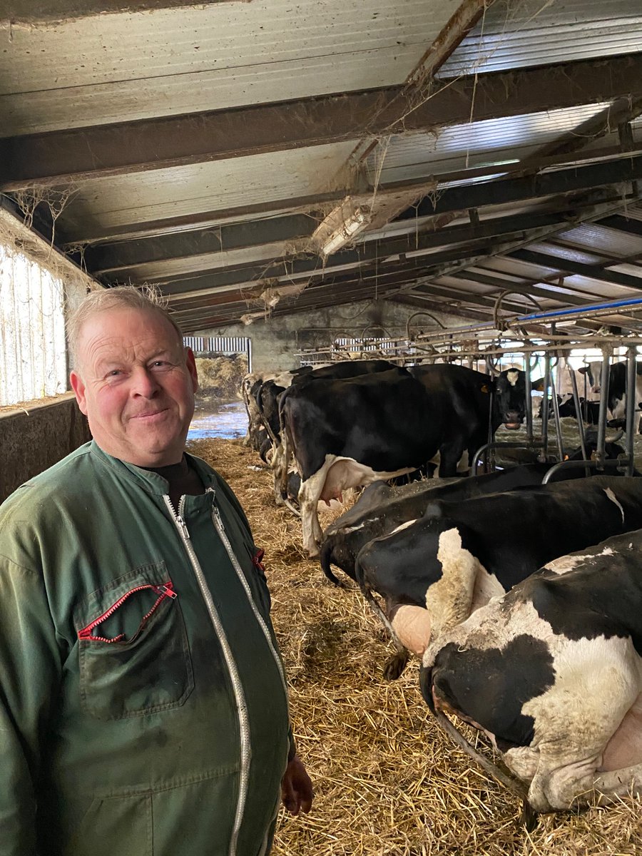 Jean-Pierre va bientôt prendre sa retraite, mais quid de ses vaches ? Son histoire est dans la Balado du jour !
shows.acast.com/62063a74b5f15c… via <a href="/acast/">Acast</a>
