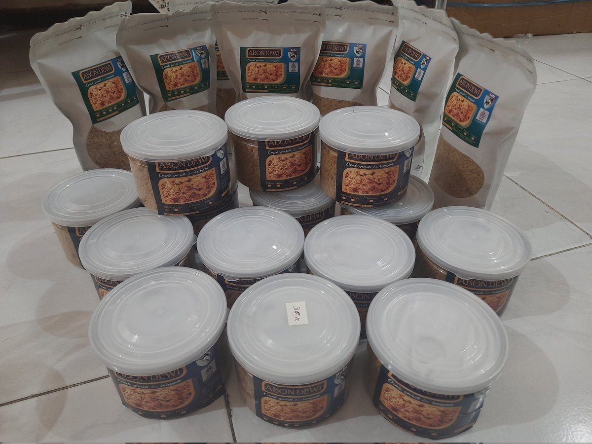 ridz0799's tweet photo. Rabu (29/03/23), Ridha Ardhana, PPB Kota Malang, di UKM Dewi Sartika (Ibu Wiwit) Kel.Dinoyo, pendataan olahan ikan yaitu abon ikan 10 kg harga 52.000/pak &amp; stick ikan  5 kg harga 15.000/pak
#GiatLuhkanSatminkalBWI 
#luhlapor 
#KtMalang 
#produksi 
@puslatluhkp 
@bppp_banyuwangi https://t.co/RSclt9Nghw
