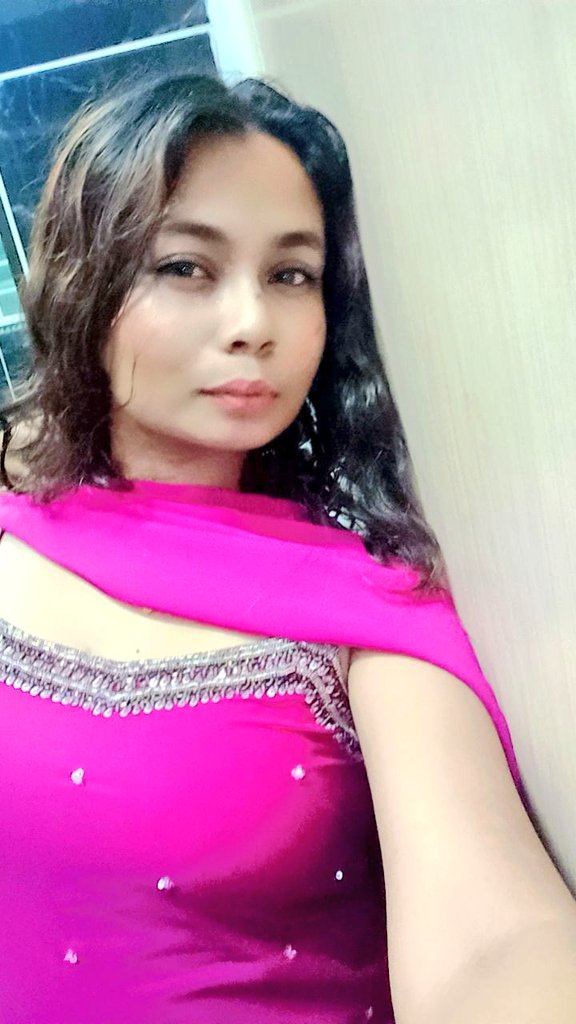 lityavathani's tweet photo. 🩷
#girlinpink #twitterpost #picturebook https://t.co/ZajLktUnF4