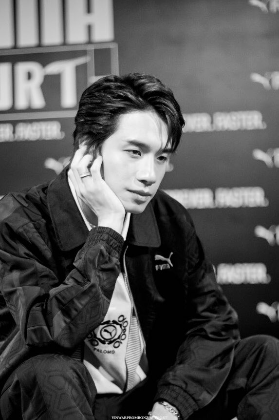 ywpb_sp's tweet photo. : @anotherboytj23
📍Central World
⏱ 30/03/66
#prompayy
#PUMAThailand
#PUMATH
#PUMACourt
#PUMAForeverFaster https://t.co/TFNYPNr6ps