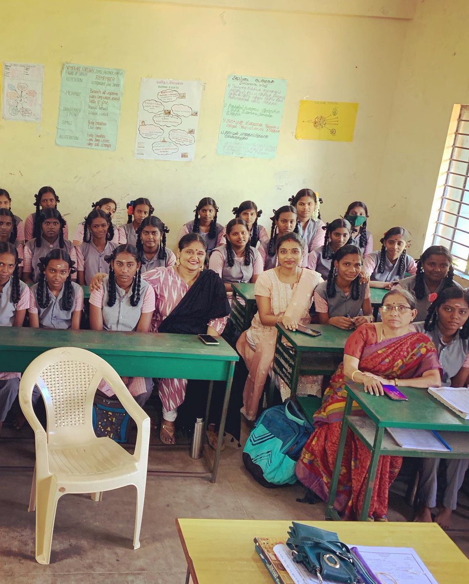 Preparing Uthandi govt school students for 10th exams … 

Happy to share that my good friend Social Activist Abirami Balaji provides snacks to these children during study hrs everyday and takes care of them very well. 

#parikshapecharcha 

Dr Saranya JaiKumar