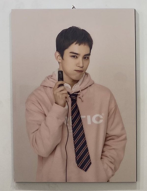 rarehj's tweet image. Just look at HIM… #TO1_Springtime_TOgether