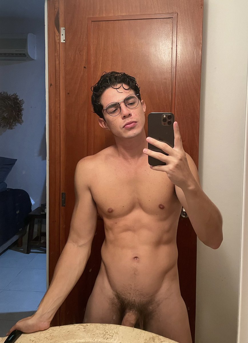 danielthetwink0's tweet photo. @Hottwinksz https://t.co/zLbcCmdZXo