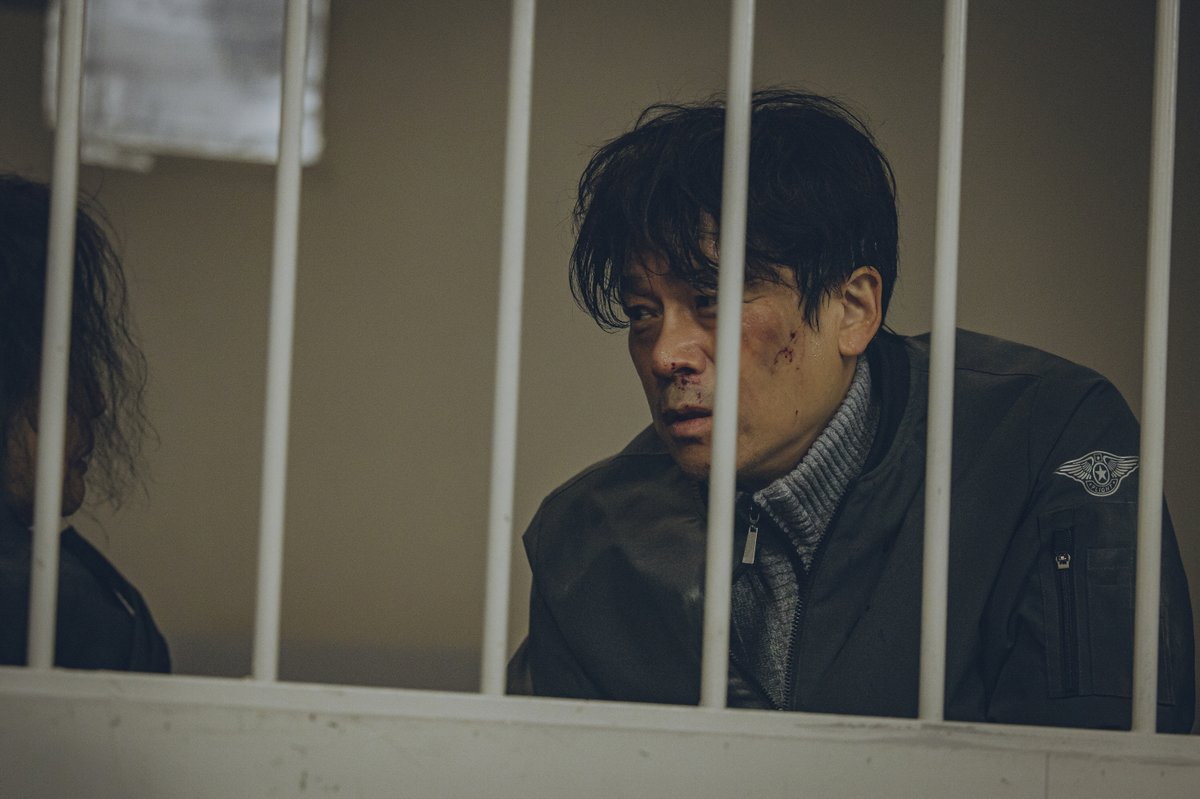 [#이승준]
"노상천은 살아있다"
돈과 가족, 모두 잃은 피해자의 필사적 노력
쿠팡플레이 시리즈 <미끼> 파트2
⏯ 4월 7일 (금) 저녁 8시 공개
(사진제공:쿠팡플레이)
#쿠팡플레이 #미끼 #이병준
#점프엔터테인먼트 #JUMPENTERTAINMENT
n.news.naver.com/entertain/arti…