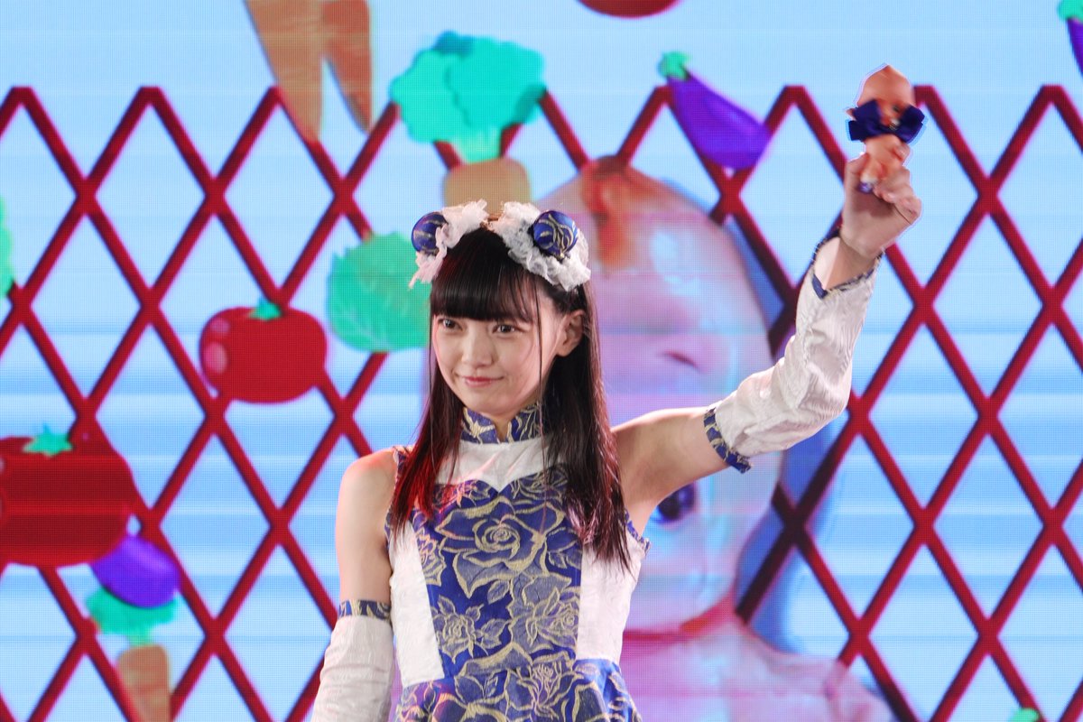 Momo_BASE's tweet photo. おねえさんのパフォーマンスに映像が加わって楽しさ倍増❗️

皆を楽しませる事を誰よりも考えてくれてるおねえさんだから
何回行ってもいつも楽しい🥰

#松山あおい
#AKIBAカルチャーズ劇場
#SpringFes
#クリエイティブうたのおねえさん https://t.co/gsKdhZI4Zn