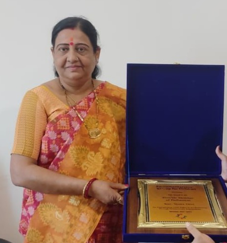 MPsforkids's tweet photo. Congratulating @IVeenaDevi Ji on receiving the PGC Award for her tireless efforts in promoting #ChildRights. Your work for Anganwadi Workers, orphaned children, and quality education is inspiring. Keep championing the cause!👏🏆 https://t.co/md7nxZIZ8x