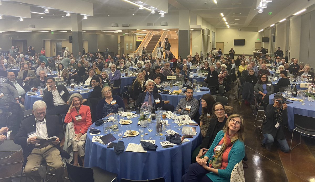 EmilyBeach650's tweet photo. Thank you @sustainablesmc for honoring our Net Zero @BurlingameCity Community Center with a Green Building Award tonight! Fantastic to celebrate with colleagues &amp; climate champs @SenJoshBecker @Noelia4SMC @MenloSpark2025 @PenCleanEnergy @EncoreTerry @KirstenKeithEsq @group4arch https://t.co/cDPrHYIxzE