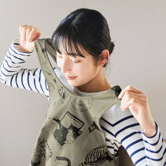 音符のベレー帽をかぶった猫さんのエプロン&amp;タオルが新登場♪│フェリシモ猫部 https://t.co/8YNwCLcZfH 