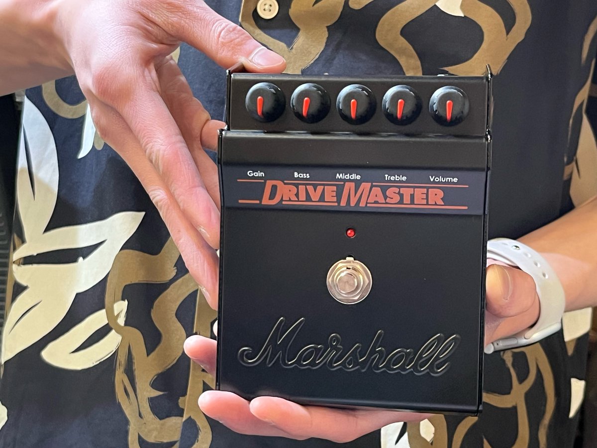 BIGBOSSTOKYOSL's tweet photo. Marshall DRIVEMASTER Reissue

発表以来話題となっておりましたMarshall60周年記念  RE-ISSUE PEDAL

今回 DRIVEMASTER が1台のみですが入荷しております！
https://t.co/SmKHJKnccO

#Marshall #DRIVEMASTER #マーシャル https://t.co/uM31Qo8c4k
