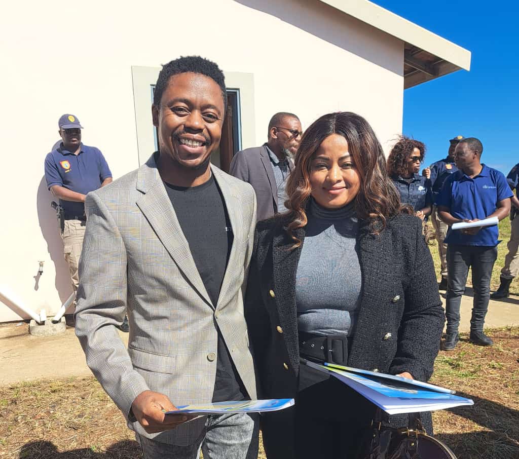#HumanRightsMonth #Highlights 
On Thursday the 30th of March together with @CityofJoburgZA Executive Mayor Thapelo Amad and @GP_DHS MEC @LebogangMaile1 we handed over  more than 90 completed housing units deserving beneficiaries in Lufhereng, Soweto