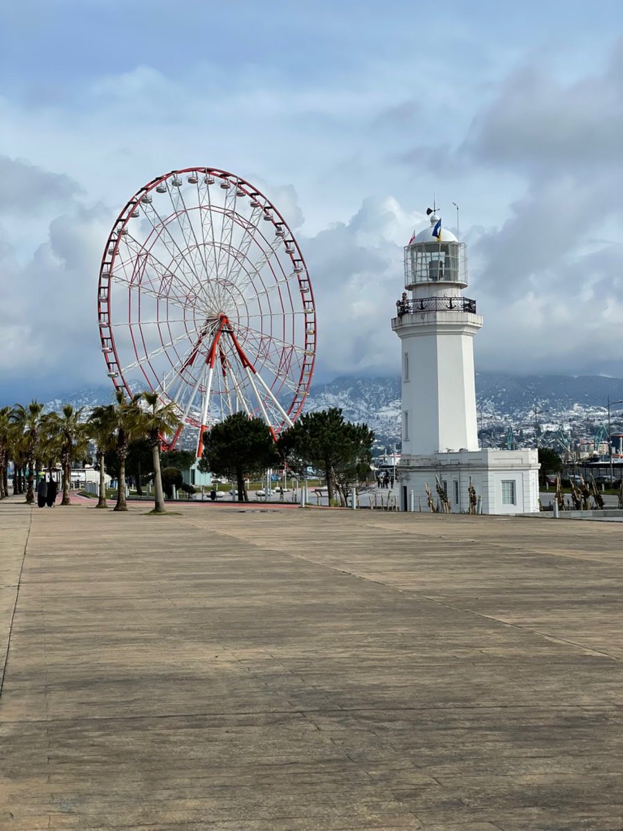 egorkaway's tweet photo. #seafront_promenade #batumi #georgia #wheel #fun #sky #adjara #ge #shotoniphone #iphonephotography #iso25 #latergram #batumi_bay #vehicle #boat #iso32 https://t.co/EJGTUMK2R5
