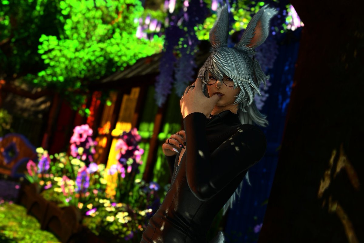Ufezi_XIV's tweet photo. #vierapril day 1: portrait
taken outside my fc house! i love that place sm ❤️🧡💛💚💙💜
#GPOSERS ❀ #viera ❀ #EorzeaPhotos ❀ #femboy ❀ #bearposes https://t.co/Npm1Chvzq4