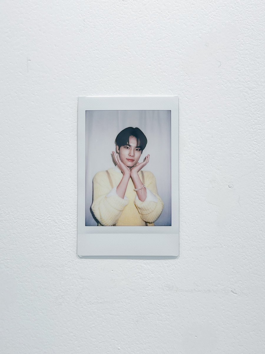 dearmywinterboy's tweet image. 🤍 #TO1_Springtime_TOgether 🤍

오늘은 무슨 날?
「TO1 데뷔 3주년 D-1」
고개를 어디로 돌리든 미남이라 행복했어요 😋