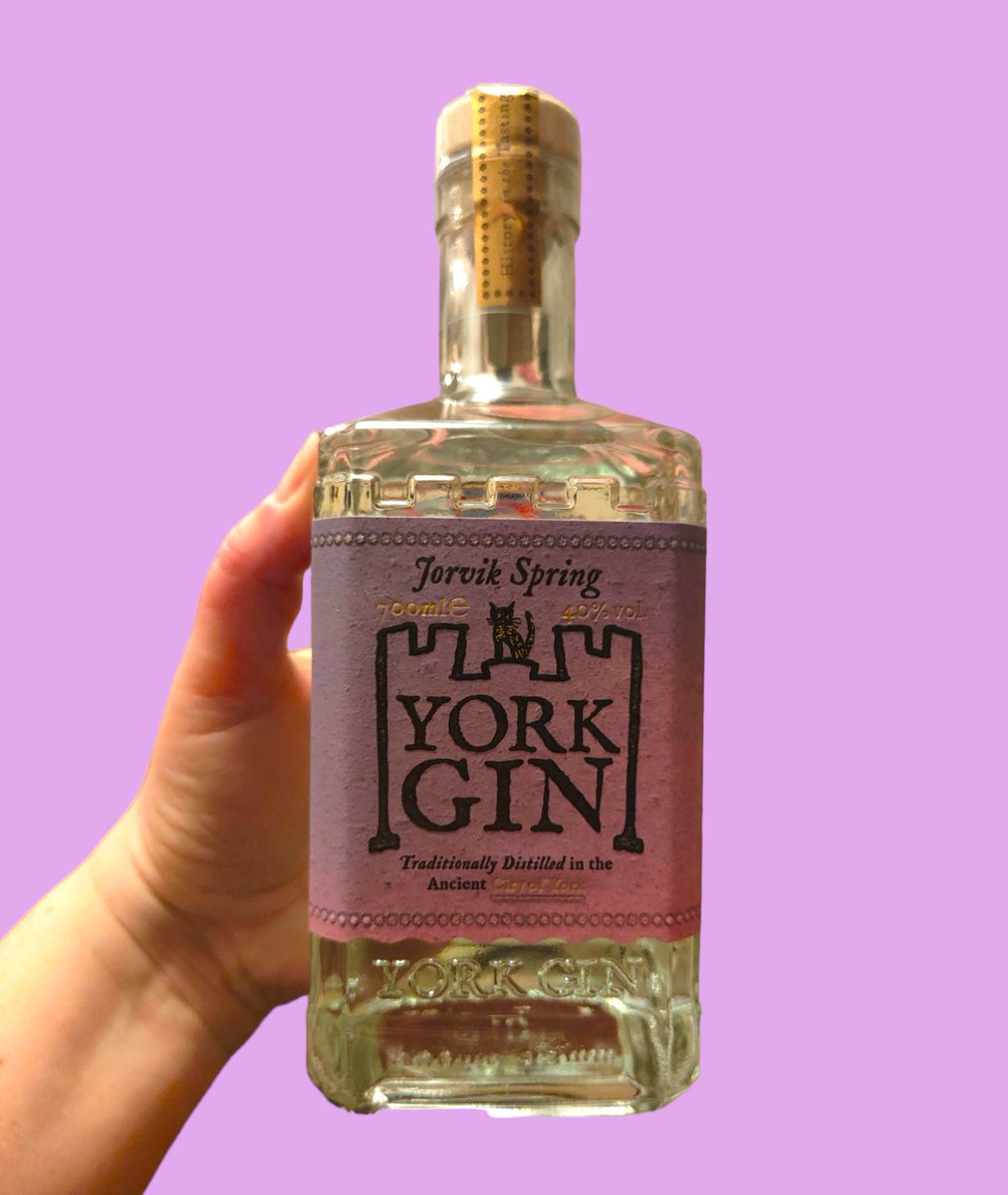 Happy Friday folks... It's been a long week but I can see the end! My ending will be a happy gin inspired ending... What are you up to today?

I'm at the day job first but then home to rescue the gin trapped in bottles! 

#fridayhero #MHHSBD #earlybiz