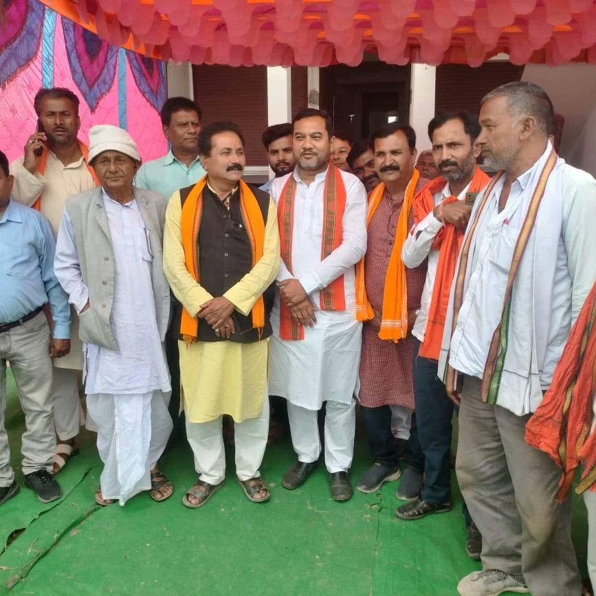 drdharmendrbjp's tweet photo. लकड़ी नवीगंज ब्लॉक में मतदान केंद्र पर पहुंच स्थिति का जायजा लिया।
#drdharmendrasingh #सारण_शिक्षक_निर्वाचन_क्षेत्र_उपचुनाव2023 https://t.co/jPDtmdkKSt