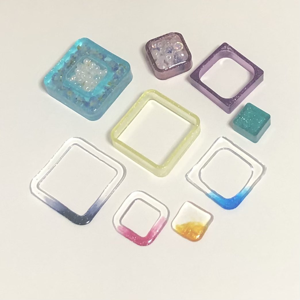 akrn_015's tweet photo. ひとつのモールドで
ここまで楽しめる♡

GreenOceanさんの福袋の
ダブルシェイカーモールド使いました🌼

小さいところだけ使うのもありかも💓

 #GreenOcean2023謎福袋
 #隠れ工房GreenOcean
 #レジン https://t.co/zNFlSQK73y