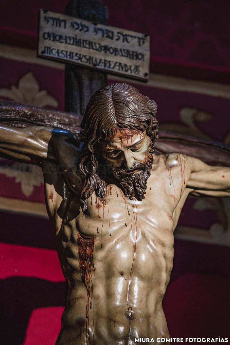 Chiquilla_83's tweet photo. #40días40Crucificados
Santísimo Cristo de la Redención. Archicofradía de los Dolores de San Juan. Málaga.

Miñarro compila en esta magnífica imagen los recursos estilísticos del barroco sevillano y los presenta con un acabado impecable, además de dotarlo de una gran unción. ❤️ https://t.co/a4fBH9hGmO