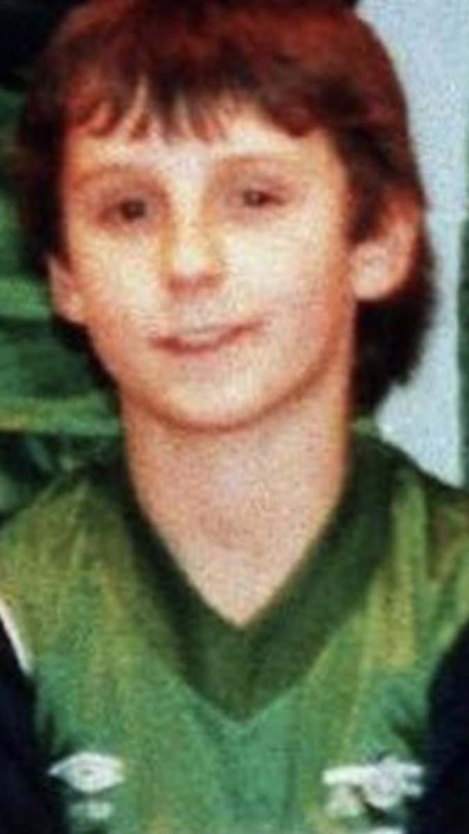 Gunnersc0m's tweet photo. Once a Gooners, always a Gooner @GNev2? https://t.co/hF3AspQAEj