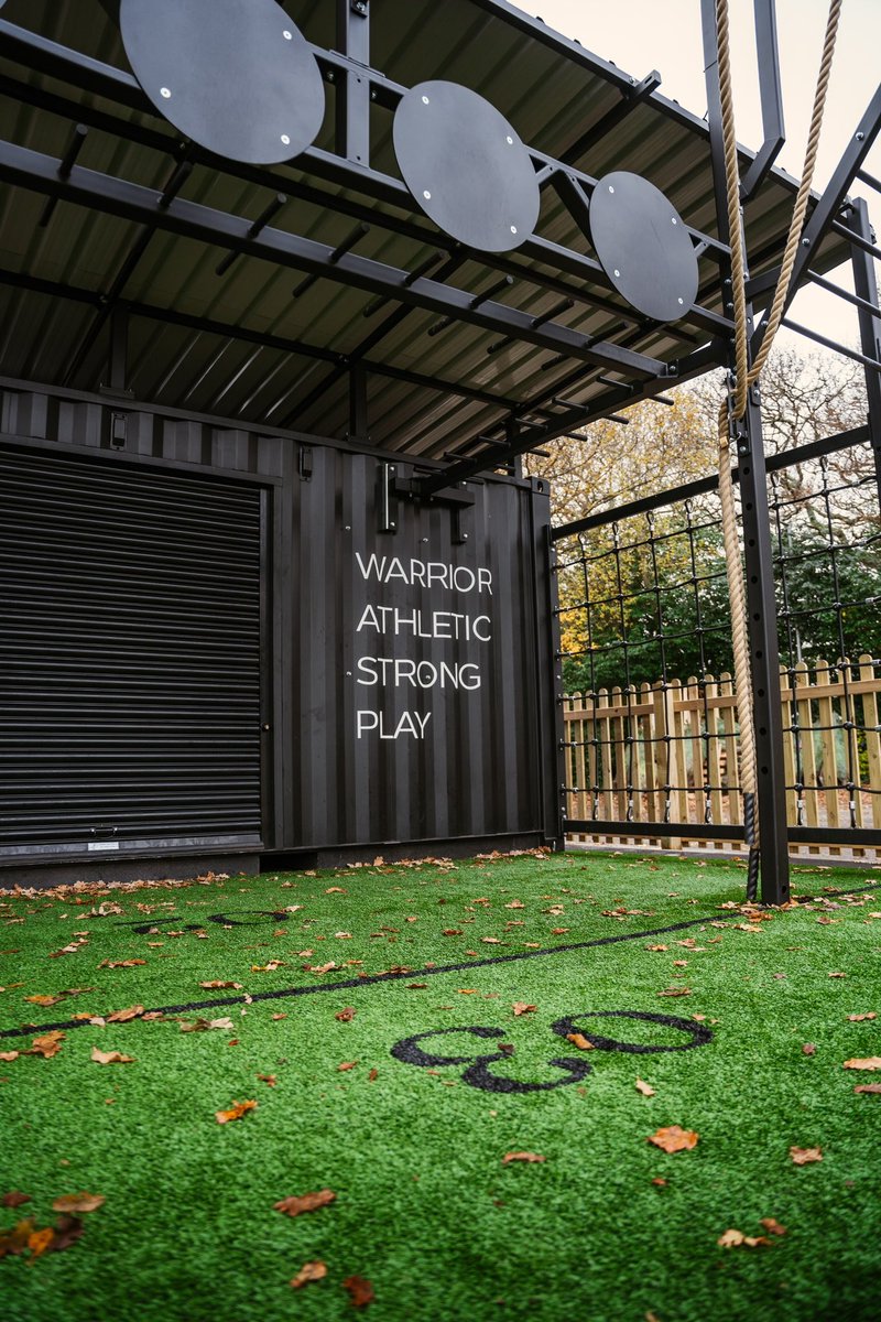 BeaverFitUK's tweet image. Take your exercise regime outdoors with the Battlebox at @DavidLloydUK 💪

BeaverFit have delivered and installed over 27 Battleboxes to David Lloyd Clubs in the UK, from Inverness to the South Coast.

#beaverfit #davidlloyd #battlebox #containergym #outdoorfitness #gym #fitness