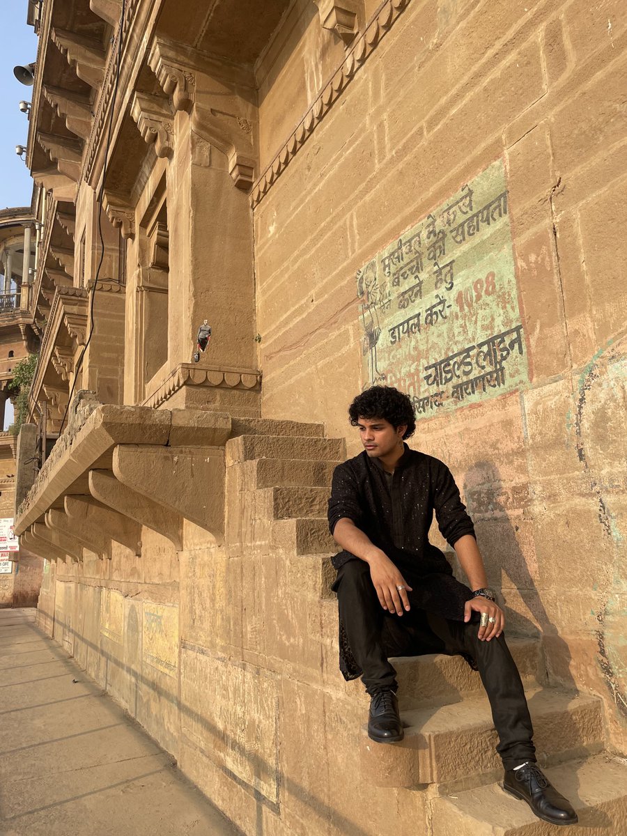 ManavPathak8's tweet photo. I feel straight Outta of Pakistani serial character https://t.co/7dB5hIQoPa