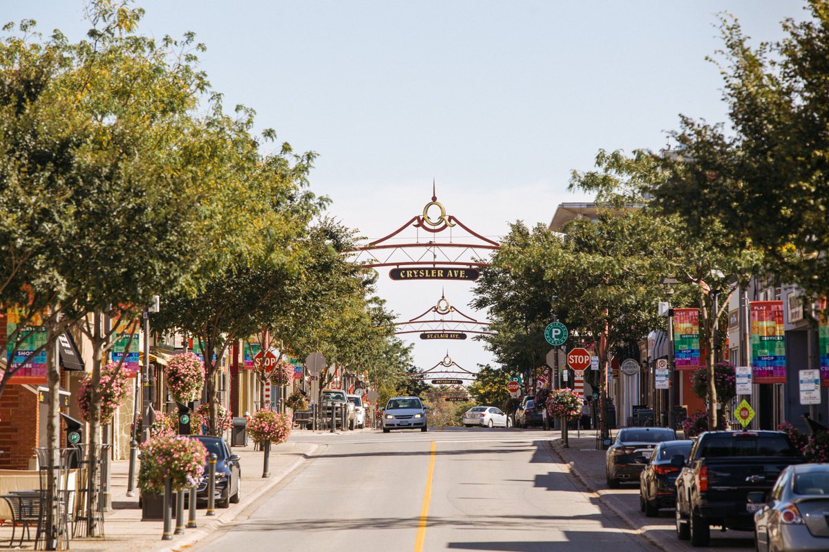 MSDO_Info's tweet photo. Don't miss the chance to experience the beauty of Niagara Falls while attending the MSDO Conference. Take a break after sessions to explore the area, enjoy delicious food, &amp; make memories with your fellow attendees. #MSDO2023 #NiagaraFalls https://t.co/xVSh6YLJ6X https://t.co/g7cosiVKX0