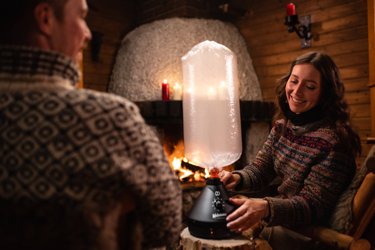 storz_bickel's tweet photo. The best part a day has to offer 🧡
https://t.co/VwaV4NW4MK
#volcanomagic #storzandbickel #winter #session #relaxing #volcano https://t.co/R1zh7dcqVj