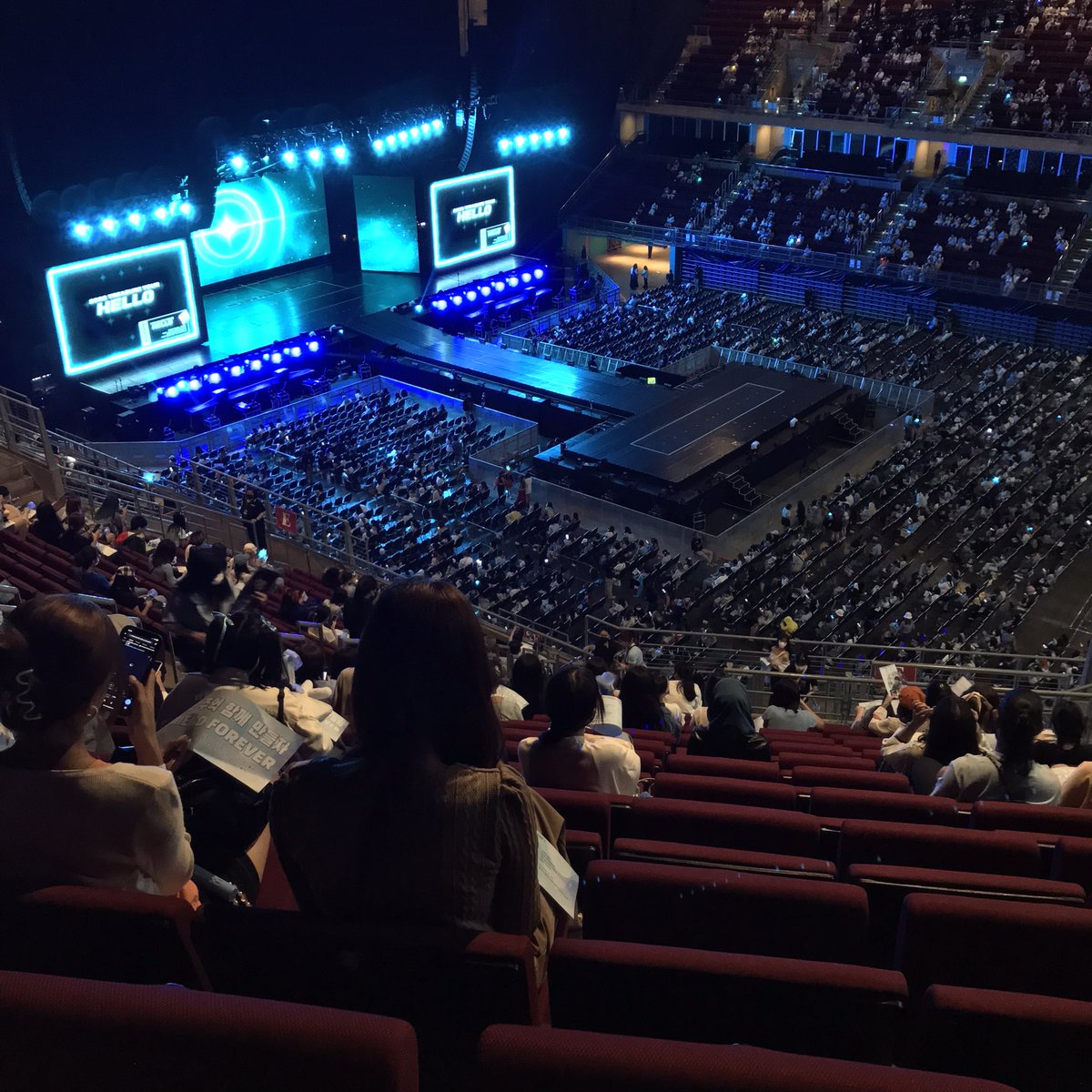 박로美 tweet media