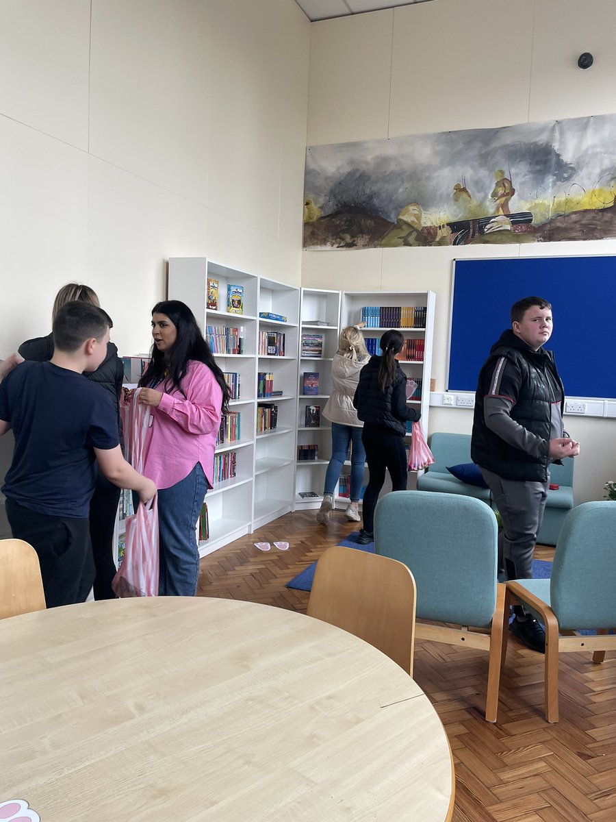 Easter Egg Hunt Fun!! 🐣
#endofterm #EasterHolidays 
@Head_CCA <a href="/DeputyHead_CCA/">Chris Whittaker</a> <a href="/AHT_CCA/">Dillon</a> @DSL_CCA