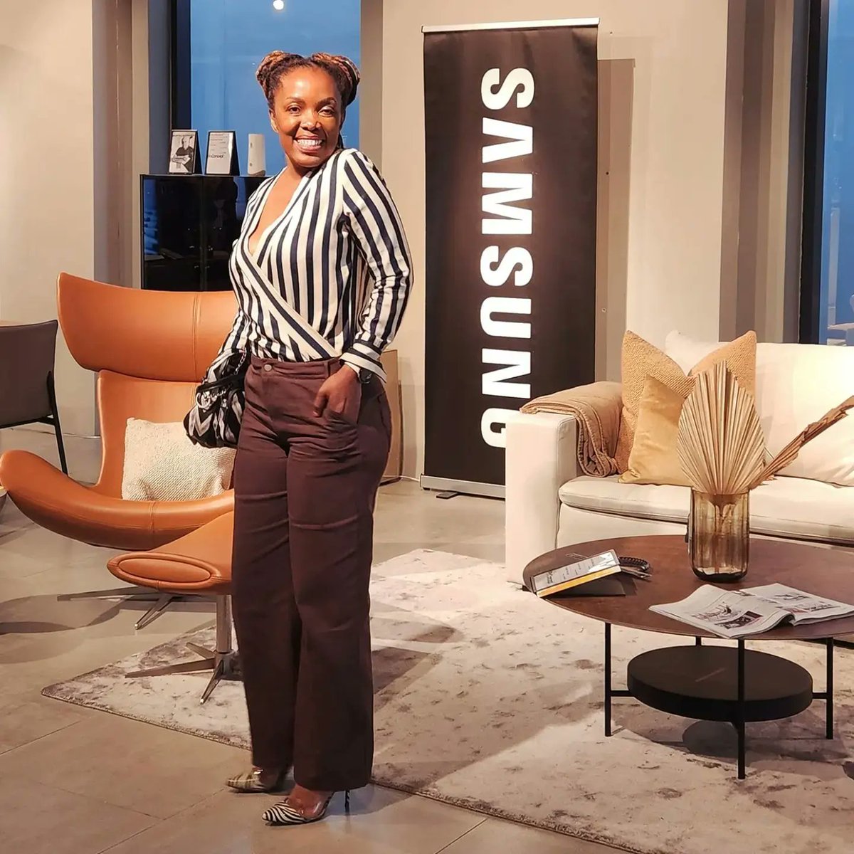 Tankisokomane's tweet image. Decorex and  Samsung Design Trends &amp;amp; Insights Event 🍥
Hosted by @SamsungSA
#DecorexJoburg 

🗞 @nowinsa 

 #decodesign  #déco 
#designmeetstechnology