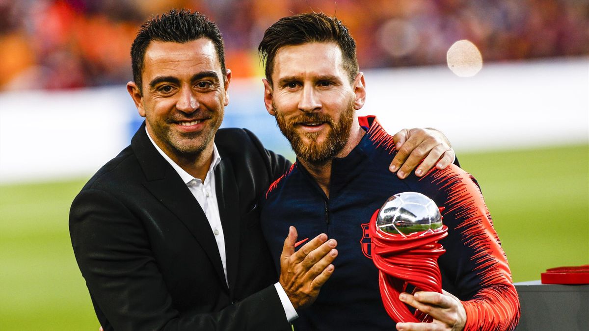 🗣️ Xavi : « Oui, je suis amoureux de Leo Messi, même si ça peut-être mal interprété. Je l'ai vu grandir, je le connais très bien, c'est un exemple. »