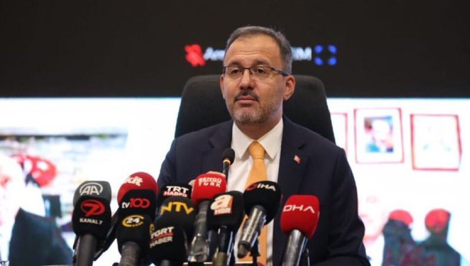 eminesltn_'s tweet photo. #Gsbaciklama @kasapoglu Son karar size kaldı üniversiteler açılmışken hala neden yurtlar kapalı !! https://t.co/xaon5blqSU