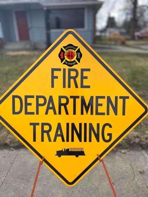 Huntersville_FD's tweet photo. *TRAINING FIRE* Tomorrow beginning at 7am, we will conduct a Training Fire at 15315 Ewart Rd. We will conduct LIVE Fire training at a donated structure. You WILL see smoke, fire, FD personnel & FD apparatus in the area. No need to report #TrainingFire #NoEmergency #OneTownOneTeam https://t.co/zDDZSZ2Tfr