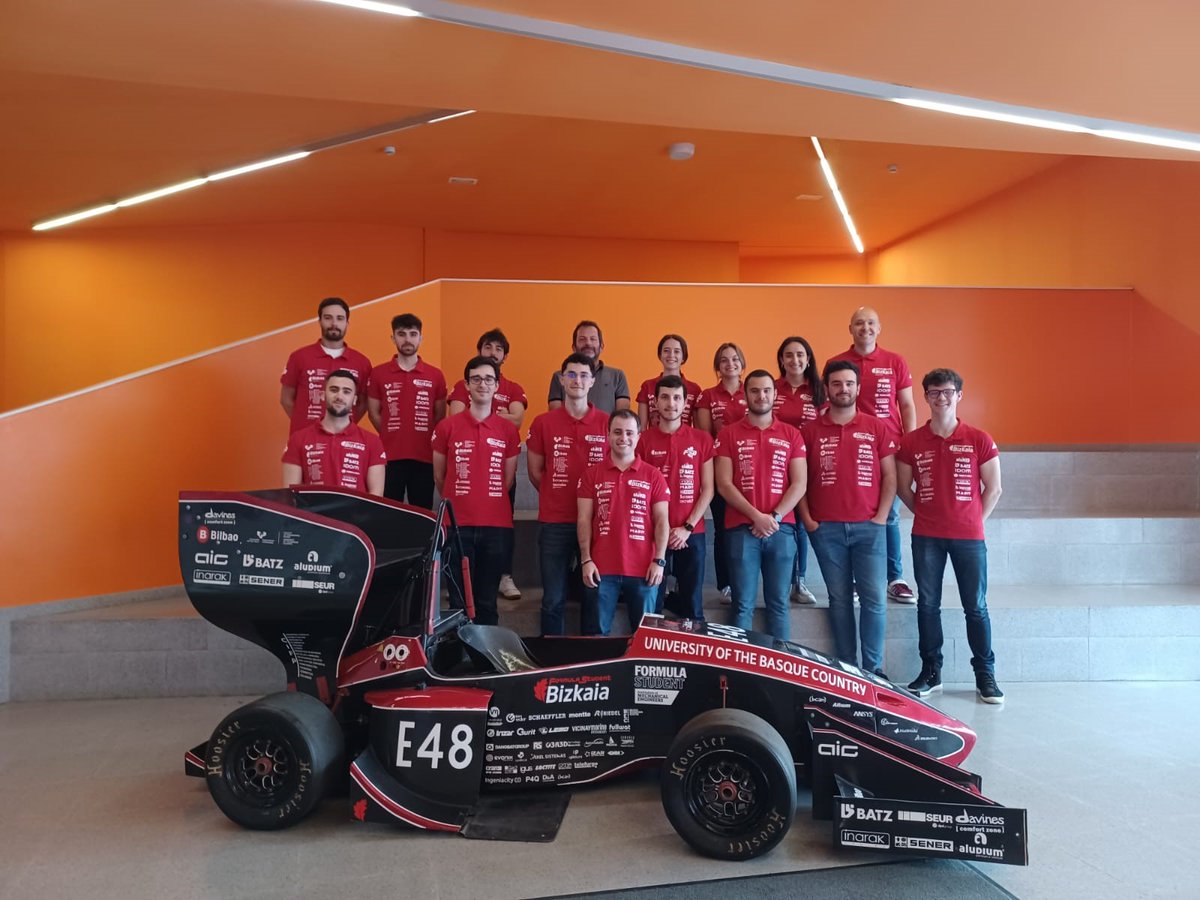 gestamp_es's tweet image. 🏁¡Arrancamos la temporada de #FormulaStudentGestamp 🏎️!

El equipo de @fsbizkaia se reunió esta semana con su mentor de #Gestamp para presentar su proyecto y comenzar su acompañamiento en estos meses de competición. ¡Mucho ánimo, equipo!

#FS2023 #FSS2023 #FormulaStudentSpain
