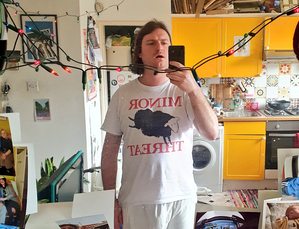 giles bidder tweet media